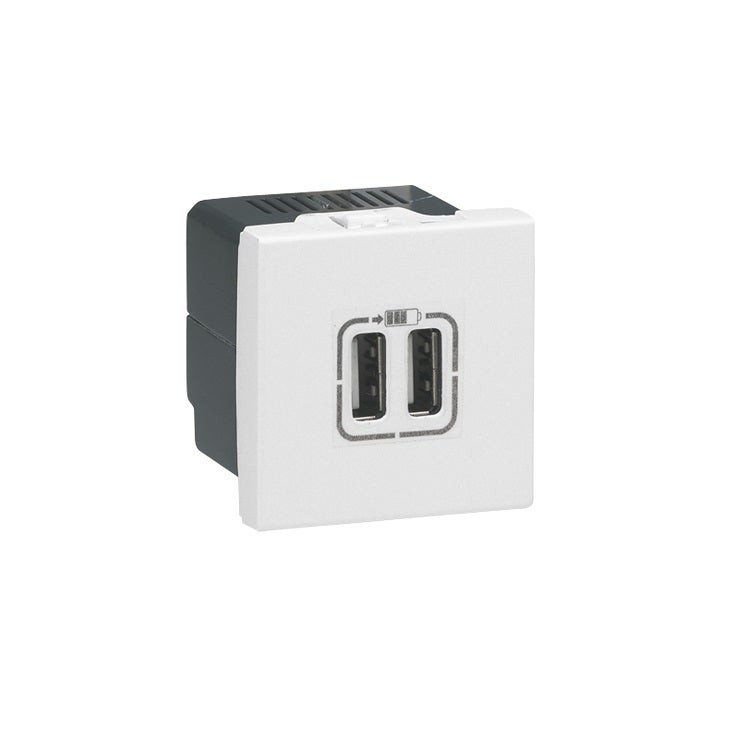 LEGRAND - USB Socket (Double) 5V 1500mA, White