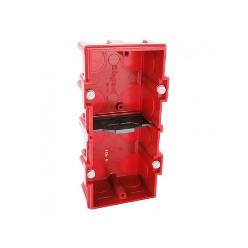 ليجراند - علبة تركيب Batibox، مجوز، عمق 40mm، 71x150mm، أحمر، بناء