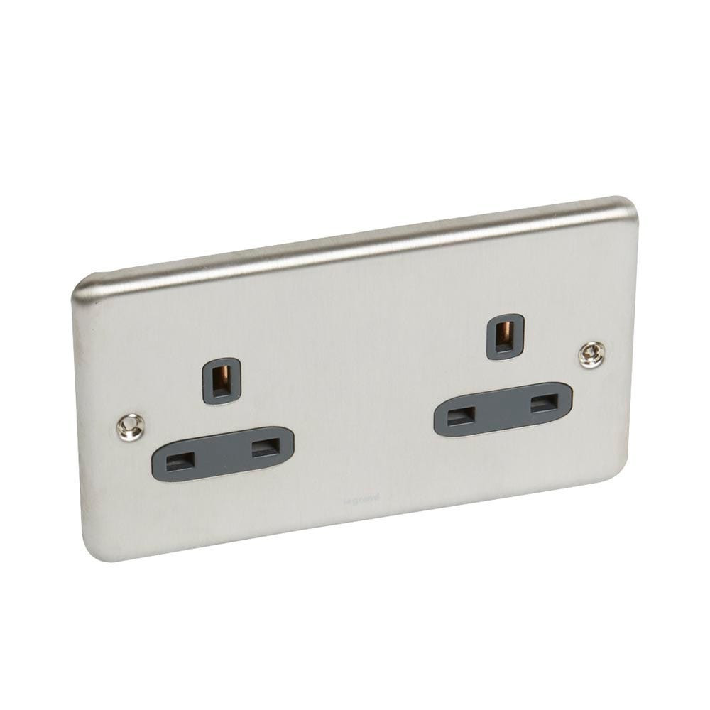 LEGRAND - British Standard Synergy -2 Gang Unswitched -13 A -250 V~