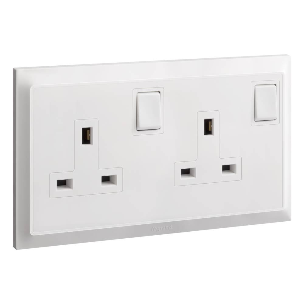 13 Amp Fish with 7*14 Double Pole Switch White Blanco S