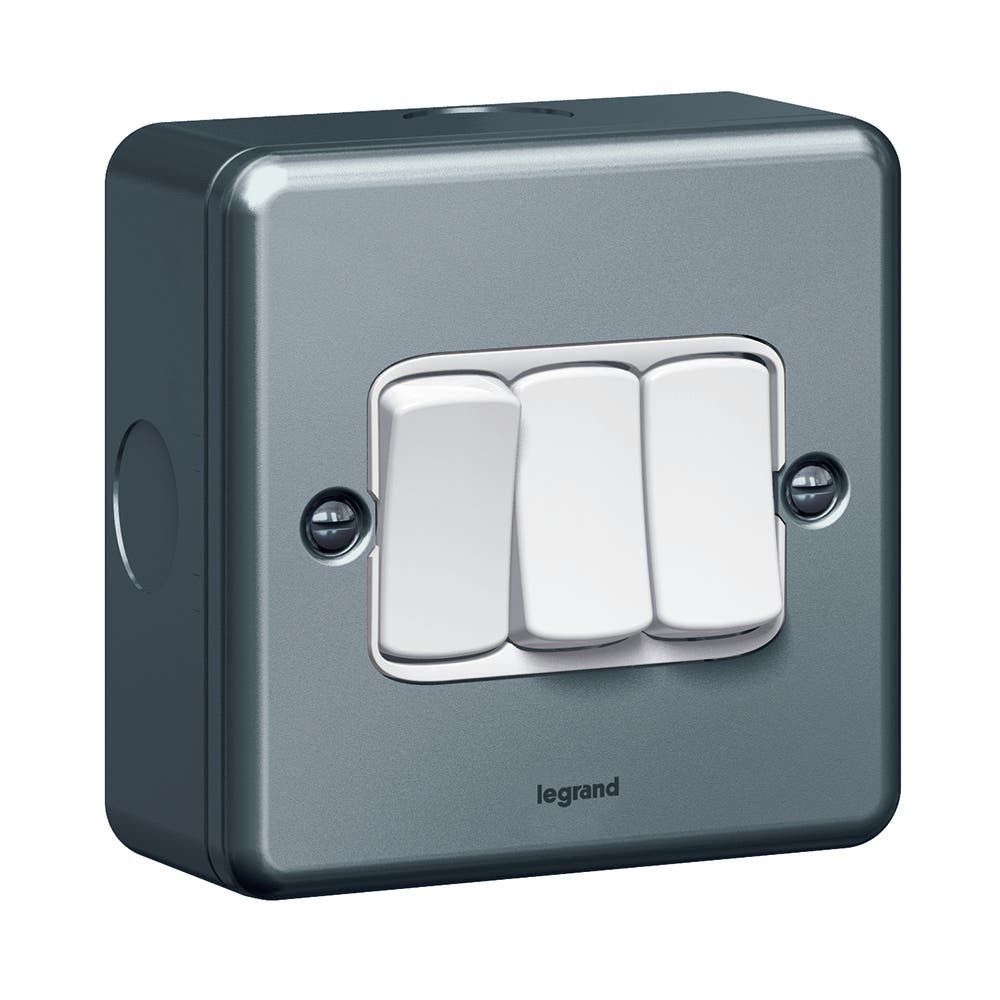 LEGRAND - Single Pole Switch Synergy, 3 Gang, 2 Way, 10 AX 250 V~, Metalclad