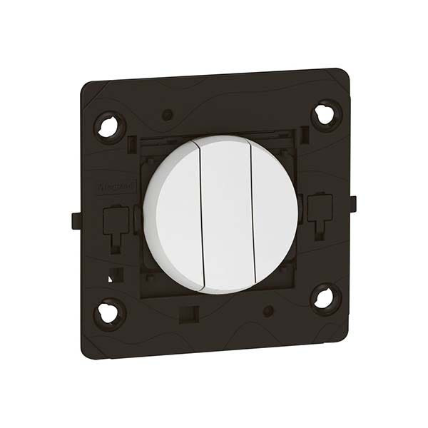 LEGRAND - 2-Way Switch Arteor, 3 Gang, 20A, Round, White