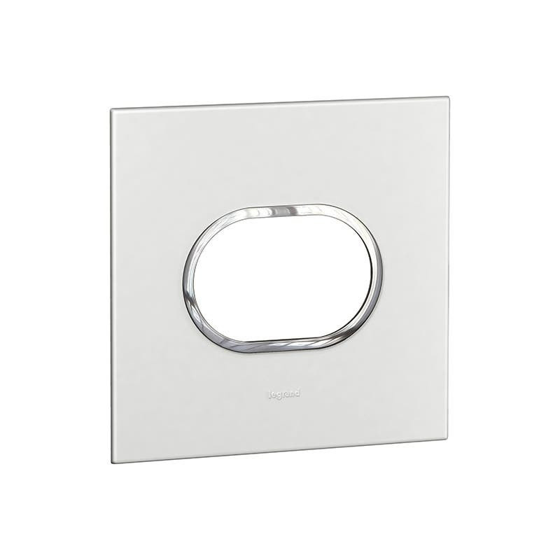 LEGRAND - Plate Arteor, Italian/US, 3 Modules, Round, 4"x4", White