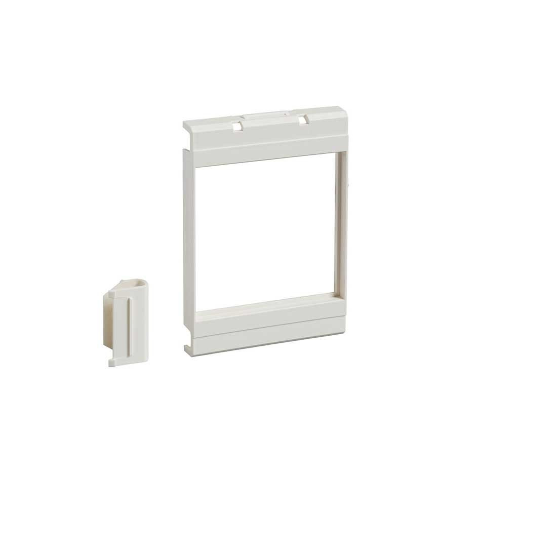 SCHNEIDER - Support With 96 x 96 Cut-Out For Metering Dev/P-Button For Front Plate03904/Visor 03928