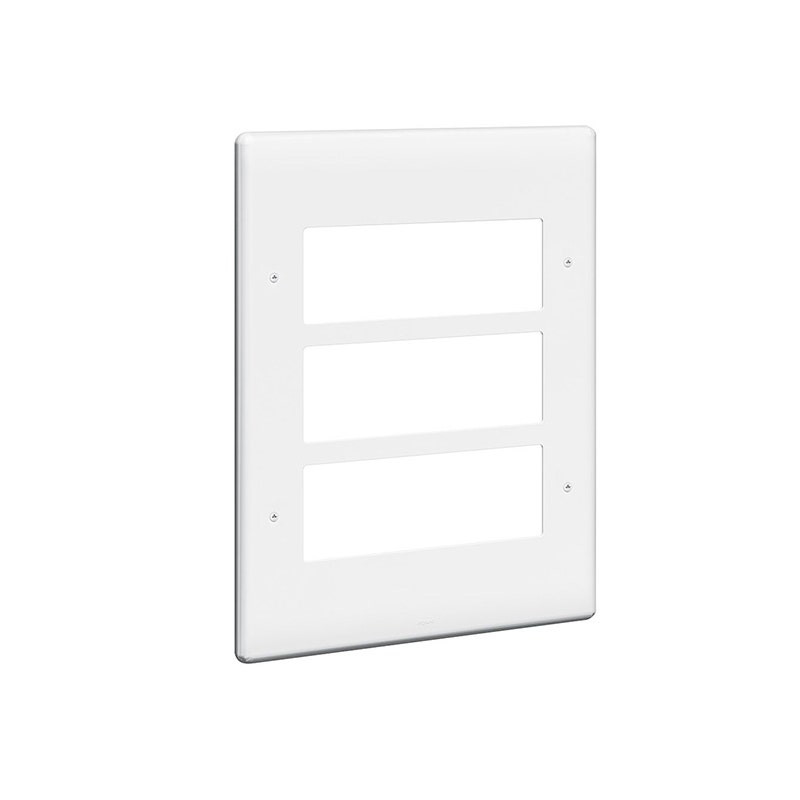 ليجراند - لوحة أمامية Synergy، ل18 Grid موديول، 3x3 مجوز، White