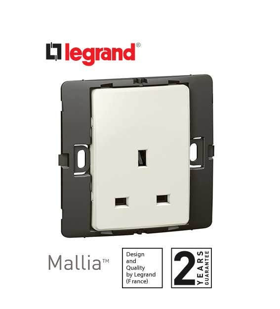 DISCONTINUED LEGRAND - Socket Outlet Mallia, Unswitched, 1 Gang, 13 A, 250 V~, Pearl