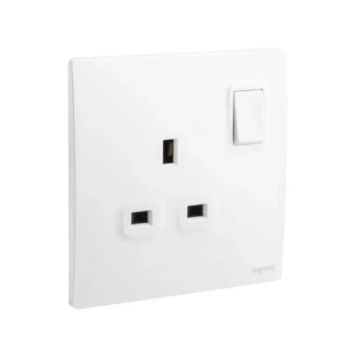 Legrand 13A 250V Socket