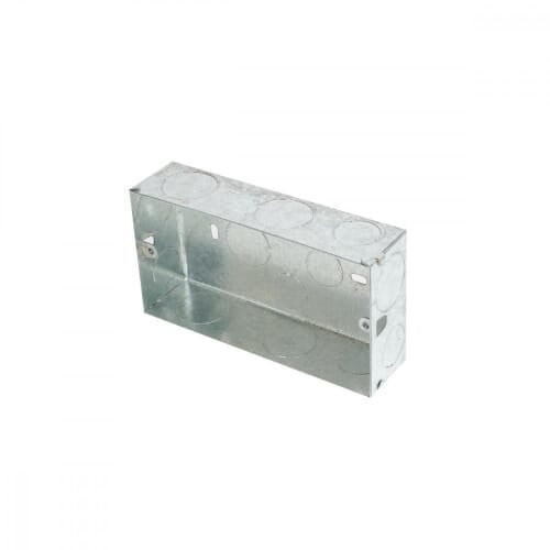 Iron cans, size 7 x 14 cm, depth 3.5, with ground copper nails from Alfanar