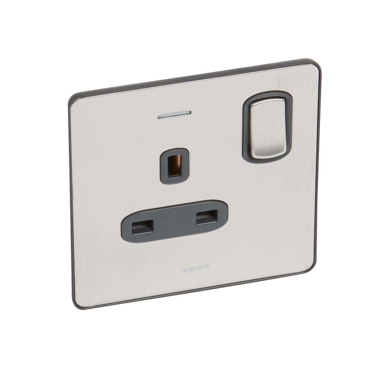 LEGRAND - British Standard Synergy -Double Pole 1 Gang Switch + Led -13 A -250 V~