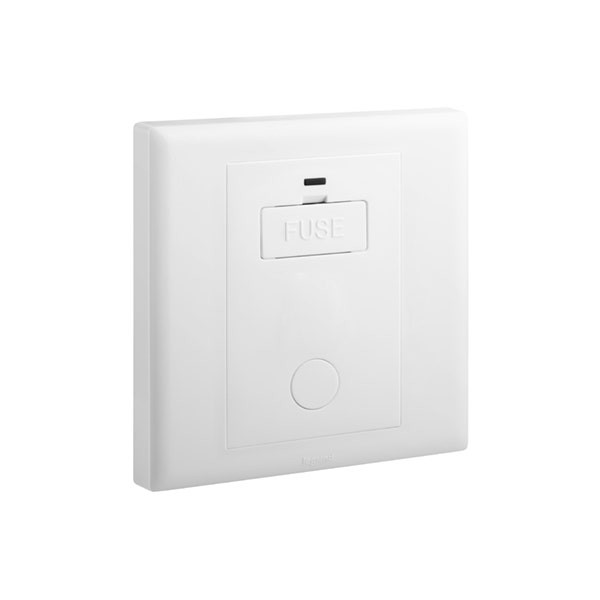 ليجراند - موصل ، مفرد، 13A، Unswitched + نيون + مخرج كهربائي للحبل، أبيض