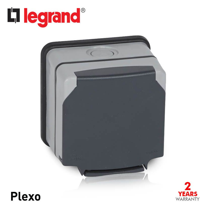 LEGRAND - Socket Outlet Plexo 66, 1 Gang Unswitched, Opaque Lid, 13 A 250 V~